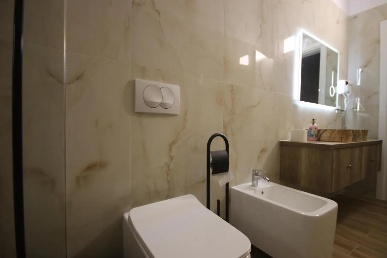 Vila Mario Himare Villa