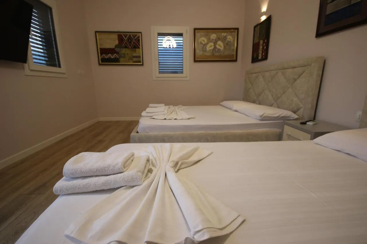 Villa Vila Mario Himare